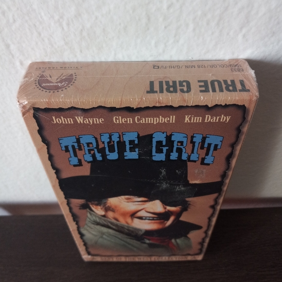 True Grit John Wayne VHS Factory Sealed - Picture 2 of 6